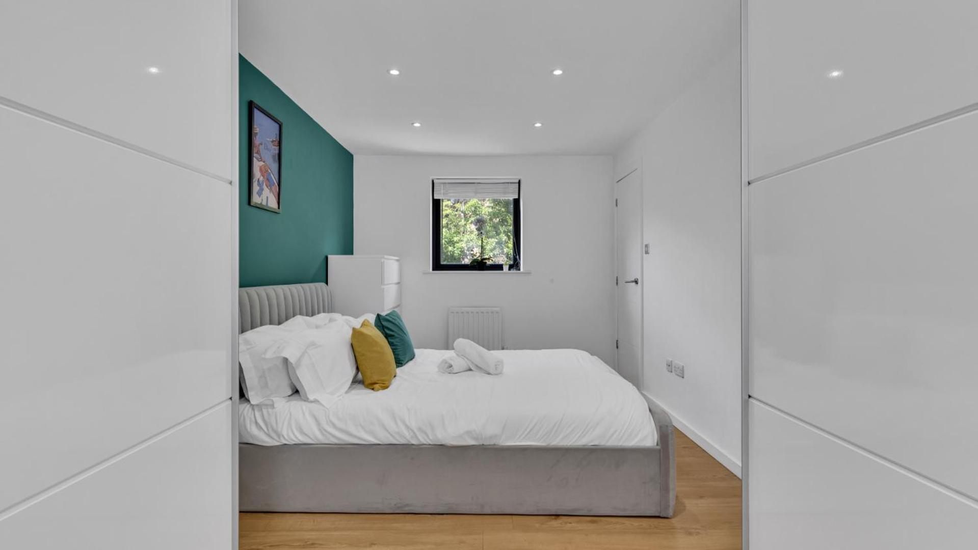 Hébergement de vacances Forest Green Elegance- King Size Bed- Free Parking- Games- Ideal For Groups And Families *